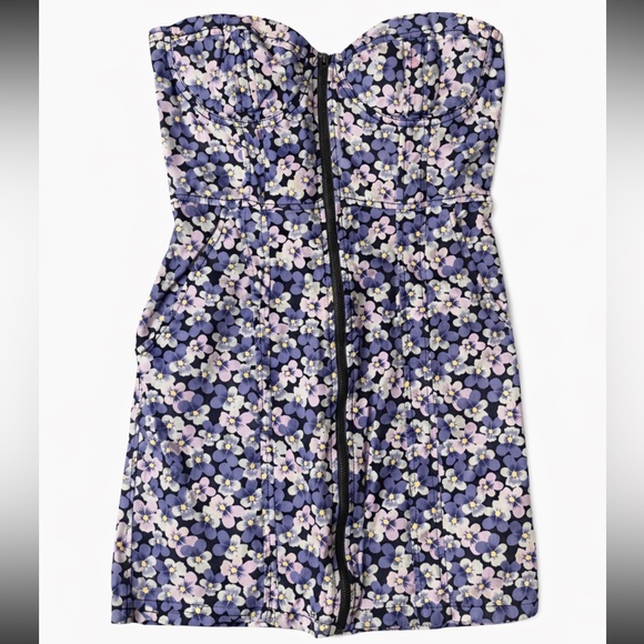 Divided Blue and White Floral Strapless Dress - Picture 2 of 12